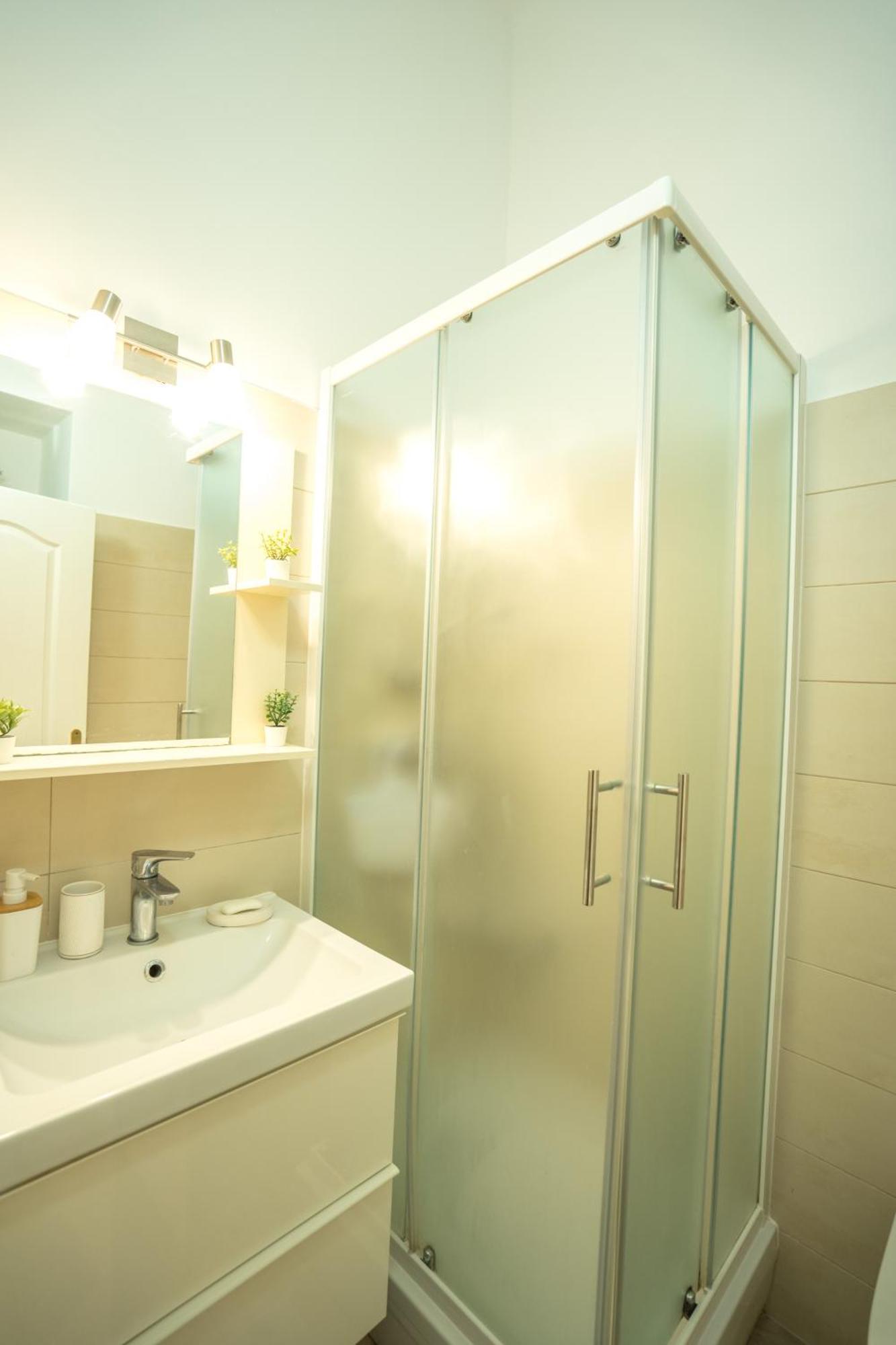 Apartman Iris ザグレブ エクステリア 写真