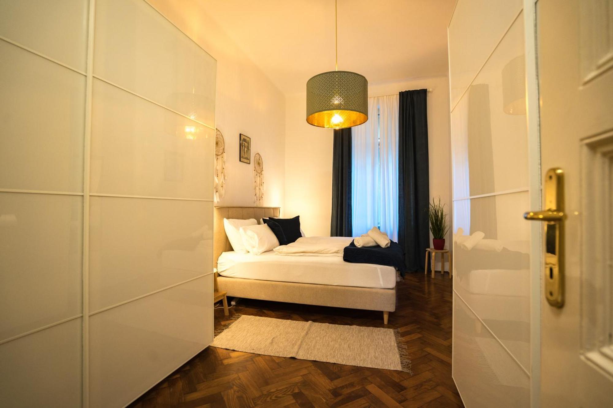 Apartman Iris ザグレブ エクステリア 写真